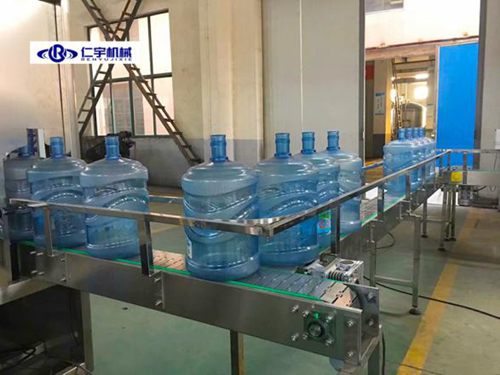 安博(中国)机械给您更安全的桶装水